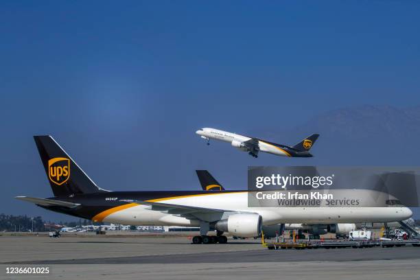 Ontario, CA A UPS plane takes off at the UPS West Coast Region Air Hub on Tuesday, Nov. 2, 2021 in Ontario, CA.