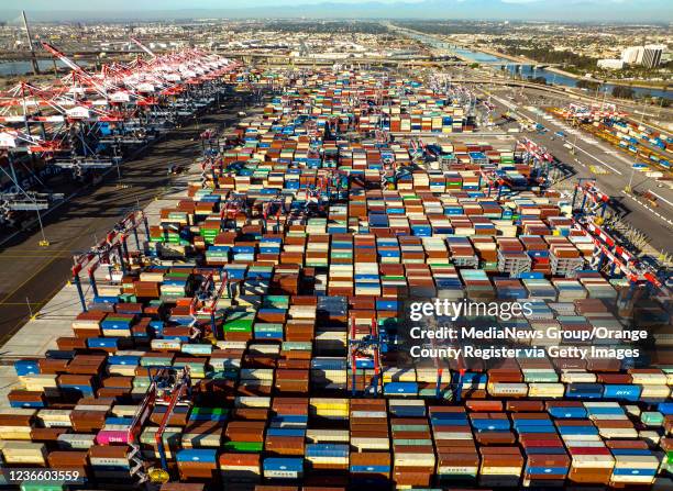 Computer Backlog Photos and Premium High Res Pictures - Getty Images