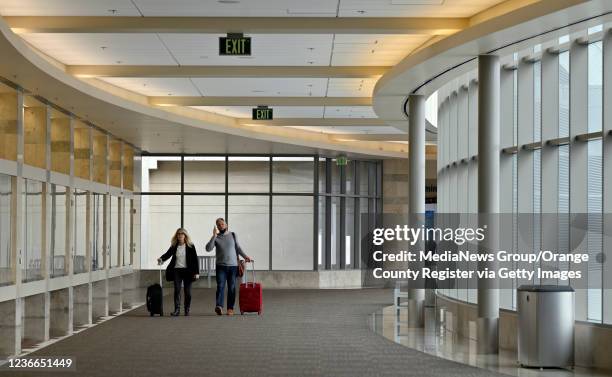 Santa Ana, CA Travelers at John Wayne Airport in Santa Ana, CA, on Thursday, November 18, 2021. The number of airline passengers traveling for...