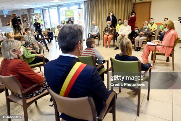 Queen Mathilde visits the Sint Franciscus residential care centre in Vinkt. As part of the read-aloud week, the Queen reads a few extracts from a...