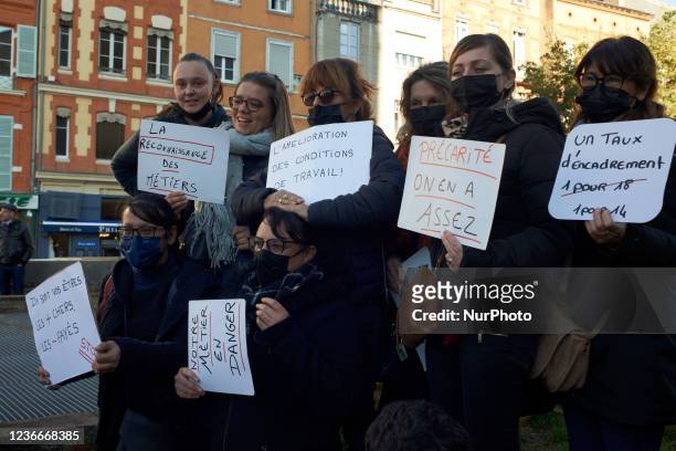 Educators on strike gathered in Toulouse near the Prefecture as other cities in France against the lack of means, the growing of pupils to take care...