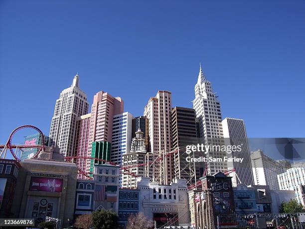 view of new york ,new york hotel - new york new york hotel las vegas - fotografias e filmes do acervo