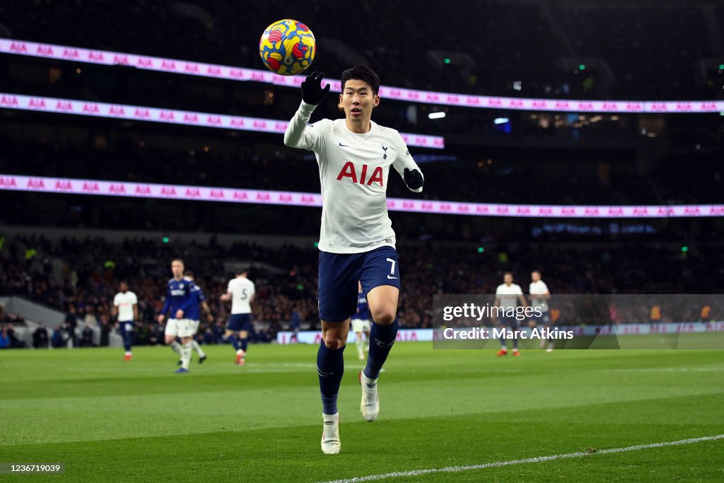 Tottenham Hotspur v Leeds United - Premier League
