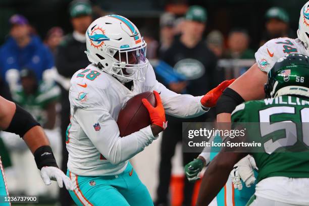 Miami Dolphins running back Duke Johnson during the National Football League game between the New York Jets and the Miami Dolphins on November 21,...