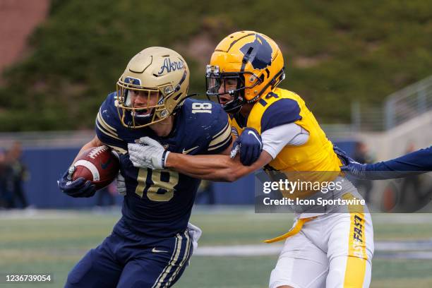 Blake Hester 43,321 Akron Ohio Stock Photos, High-Res Pictures, and Images - Getty ...