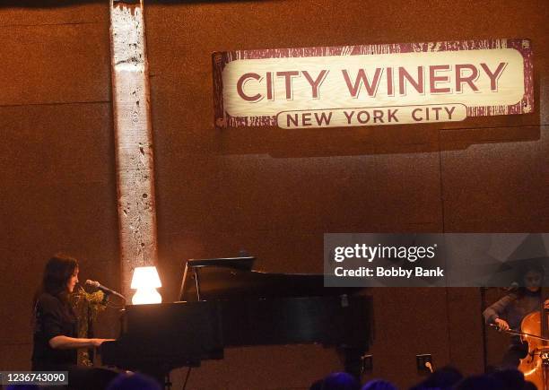 Vanessa Carlton performs at City Winery on November 22, 2021 in New York City.