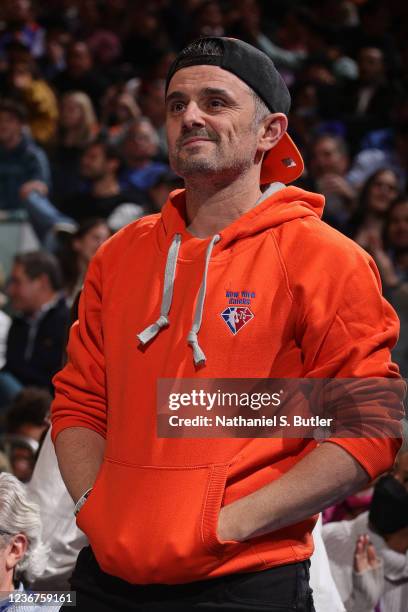 Gary Vaynerchuk attends the Los Angeles Lakers game against the New York Knicks on November 23, 2021 at Madison Square Garden in New York City, New...