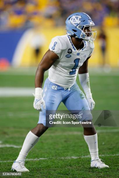 North Carolina Tar Heels defensive back Kyler McMichael lines up on defense during a college football game against the Pittsburgh Panthers on Nov....