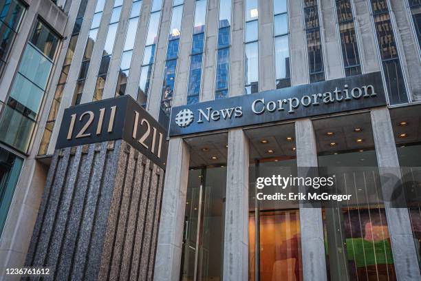Fox Building Front Fox Headquarters Photos and Premium High Res Pictures - Getty Images