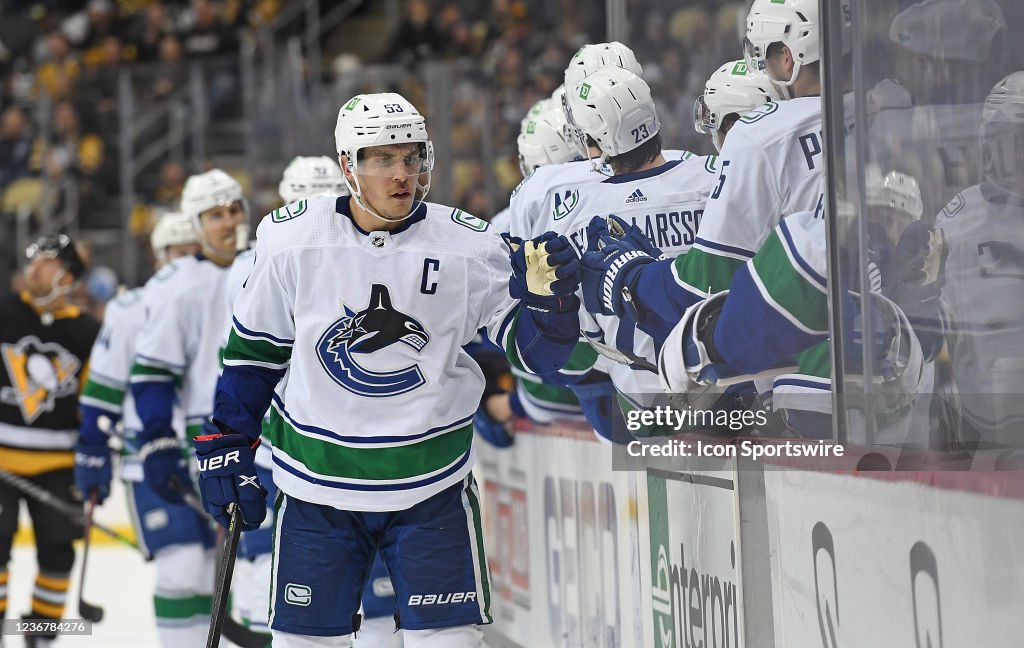 NHL: NOV 24 Canucks at Penguins