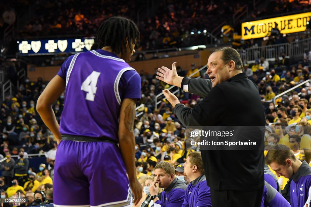 Keith Tarleton Tarleton State Texans head coach Billy Gillispie coaches up Tarleton ...