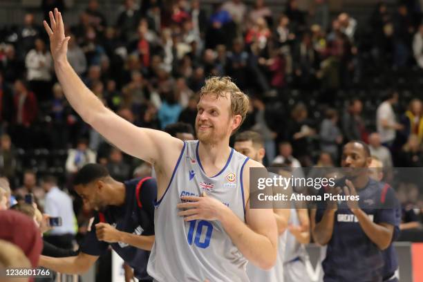 Dan Clark of Great Britain thanks his team supporters during the FIBA Basketball World Cup Qualifier match between Great Britain and Greece at Vertu...