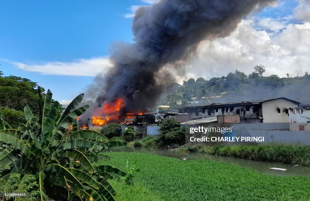 TOPSHOT-SOLOMONS-UNREST-RIOTS