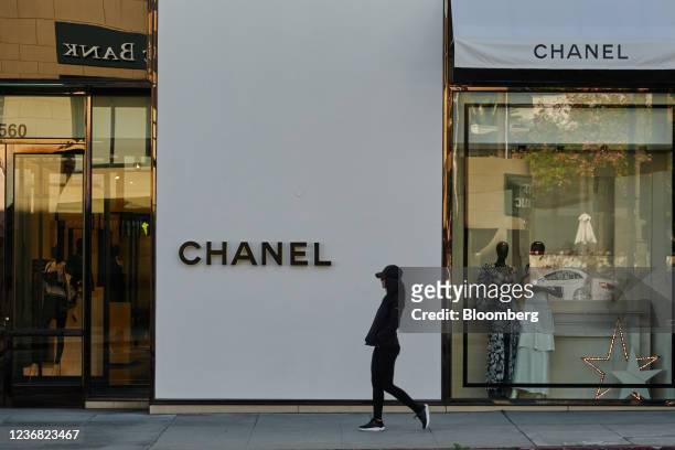 9,639 Chanel Store Stock Photos, High-Res Pictures, and Images