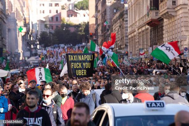 National demonstration in Rome organized by Italian taxi drivers to protest against Article 8 of Competition Law Decree which according to taxi...