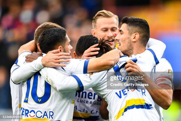 Adrien Tameze of Hellas Verona celebrates with his team-mates after scoring a goal during the Serie A match between UC Sampdoria and Hellas Verona FC...