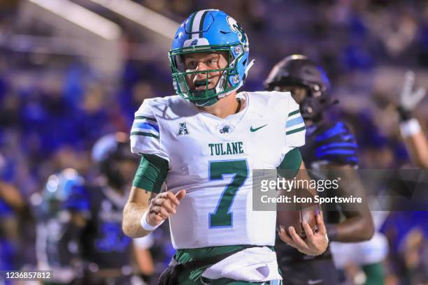 Tulane Green Wave quarterback Michael Pratt goes in for a touchdown during the game between the Memphis Tigers and the Tulane Green Wave on November...