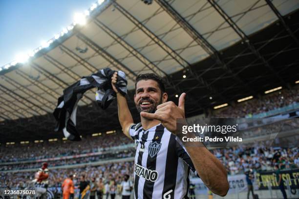 Diego Costa of Atletico MG celebrates after winning a match between Atletico MG and Fluminense as part of Brasileirao 2021 at Mineirao Stadium on...