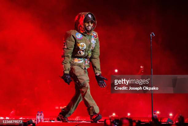 Chris Brown performs at The O2 Arena on November 28, 2021 in London, England.