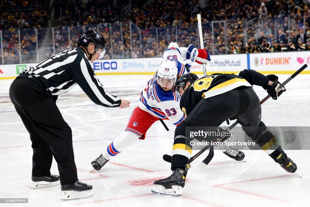 NHL: NOV 26 Rangers at Bruins