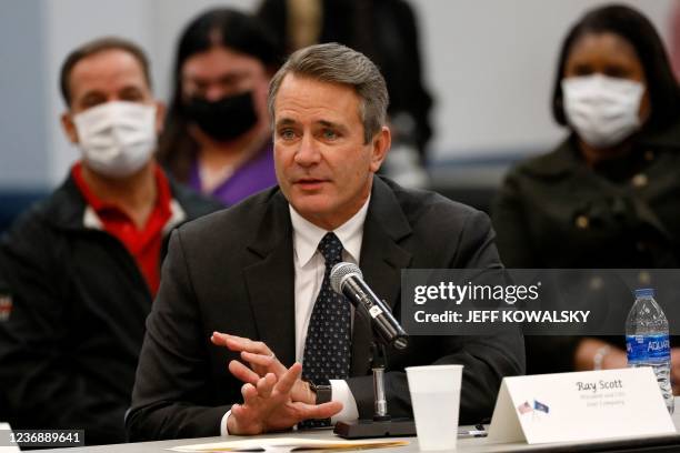 Lear Corporation Photos and Premium High Res Pictures - Getty Images