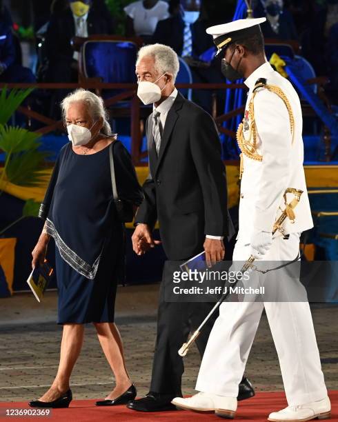 Former cricketer Garfield Sobers attends the Presidential Inauguration Ceremony at Heroes Square on November 30, 2021 in Bridgetown, Barbados. The...