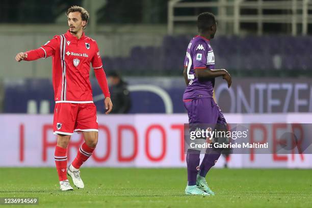 Manolo Gabbiadini of UC Sampdoria celebrates after scoring a goal during the Serie A match between ACF Fiorentina and UC Sampdoria at Stadio Artemio...