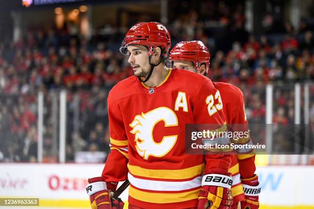 1,727 Calgary Flames Center Sean Monahan Stock Photos, High-Res