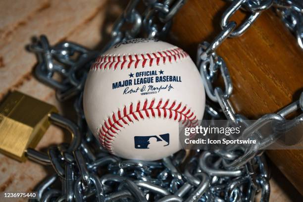 Mlb Baseball Bat Photos and Premium High Res Pictures - Getty Images