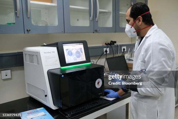 Sample Sequencing Photos and Premium High Res Pictures - Getty Images