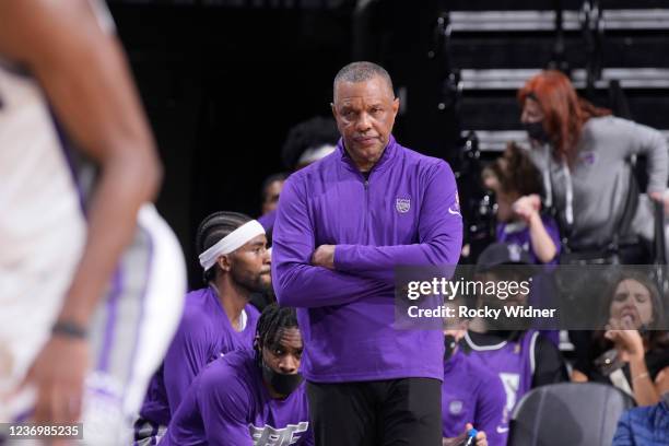 Interim Head coach Alvin Gentry of the Sacramento Kings looks on during the game against the Philadelphia 76ers on November 22, 2021 at Golden 1...