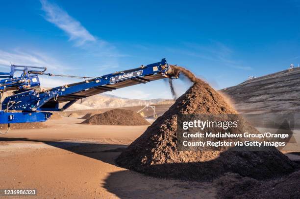 Compost Operations Composting Photos and Premium High Res Pictures - Getty Images