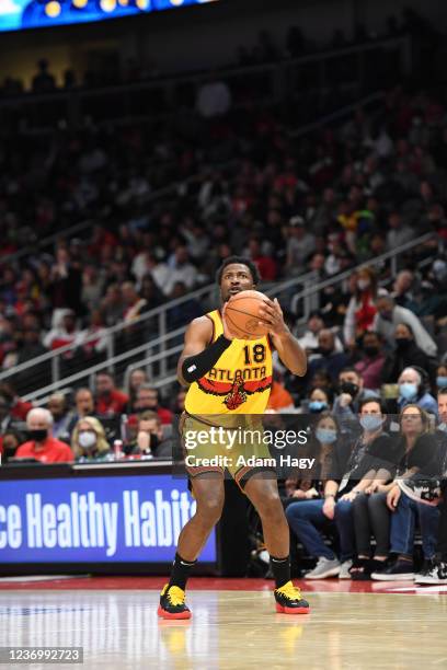 Solomon Hill of the Atlanta Hawks shoots the ball during the game against the Philadelphia 76ers on December 3, 2021 at State Farm Arena in Atlanta,...