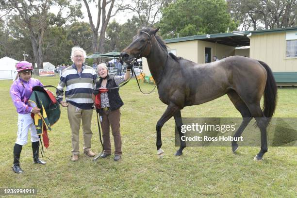 Connections of Femme Americain after winning the HomeRun Food Co Trophy Race Handicap at Balnarring Racecourse on December 04, 2021 in Balnarring,...