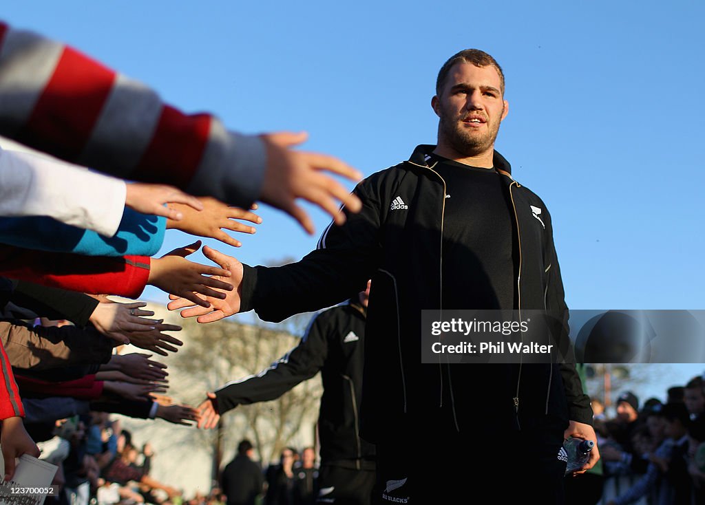 New Zealand All Blacks IRB RWC 2011 Fan Day
