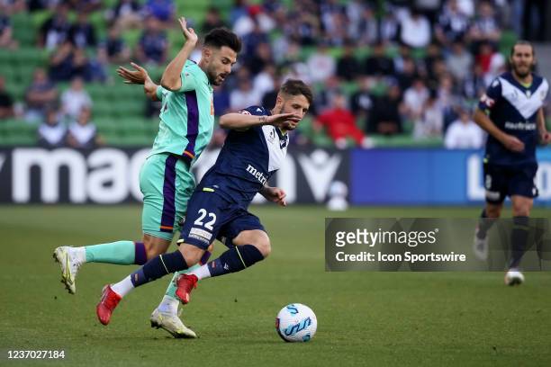 Jake Brimmer of Melbourne Victory controls the ball during the round 3 A-League soccer match between Melbourne Victory and Perth Glory at AAMI Park...