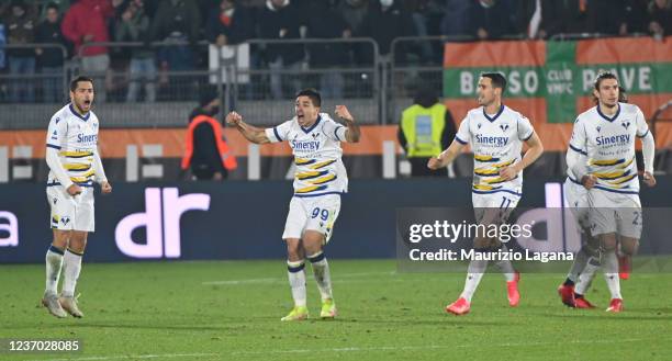 Giovanni Simeone of Verona celebrates his team's equalizing goal during the Serie A match between Venezia FC v Hellas Verona FC at Stadio Pier Luigi...