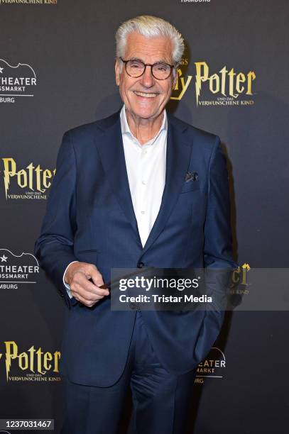 Sky du Mont attends the "Harry Potter und das verwunschene Kind" musical premiere at Mehr! Theater on December 5, 2021 in Hamburg, Germany.