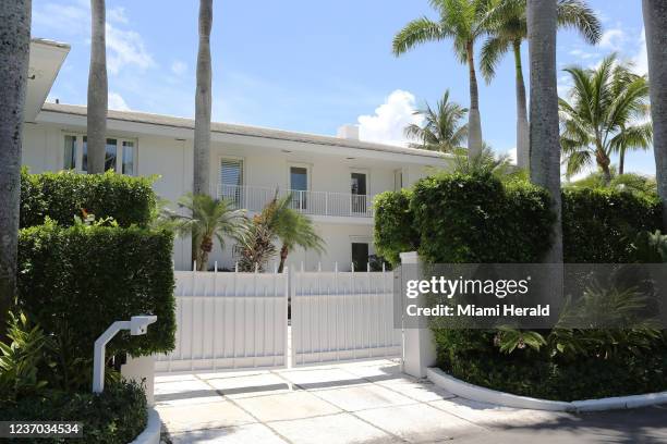 Jeffrey Epstein's waterfront Palm Beach, Fla., home on El Brillo Way.