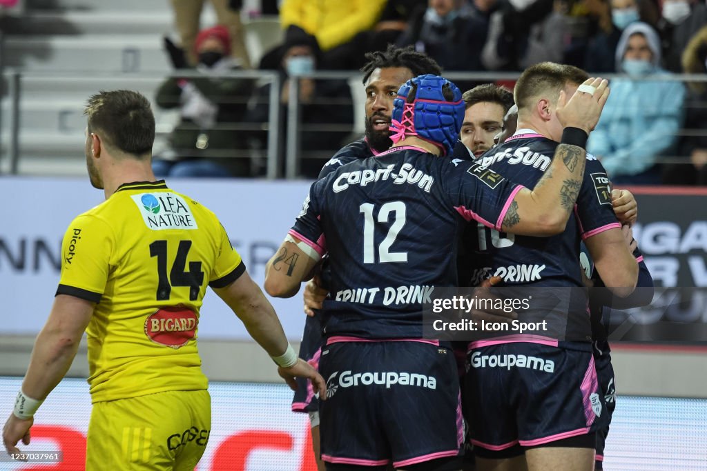 Aaron Lester Rugby Lester ETIEN of Stade Francais and Alex ARRATE of Stade Francais ...