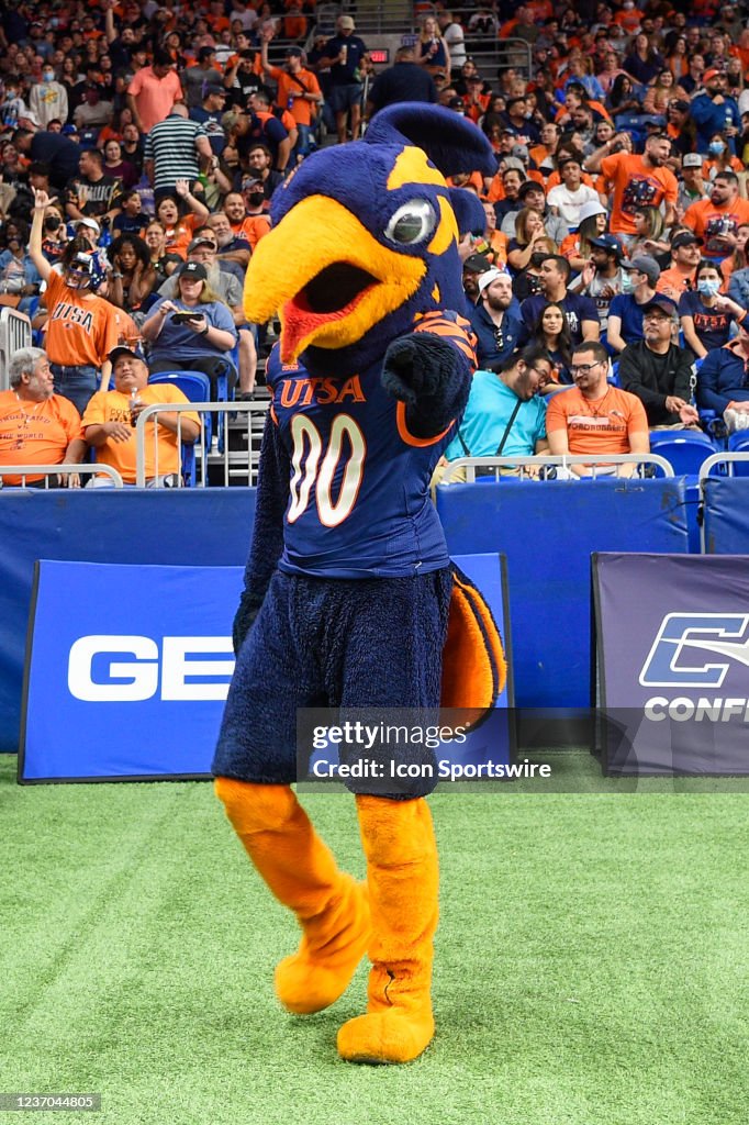 COLLEGE FOOTBALL: DEC 03 C-USA Championship Game - Western Kentucky at UTSA