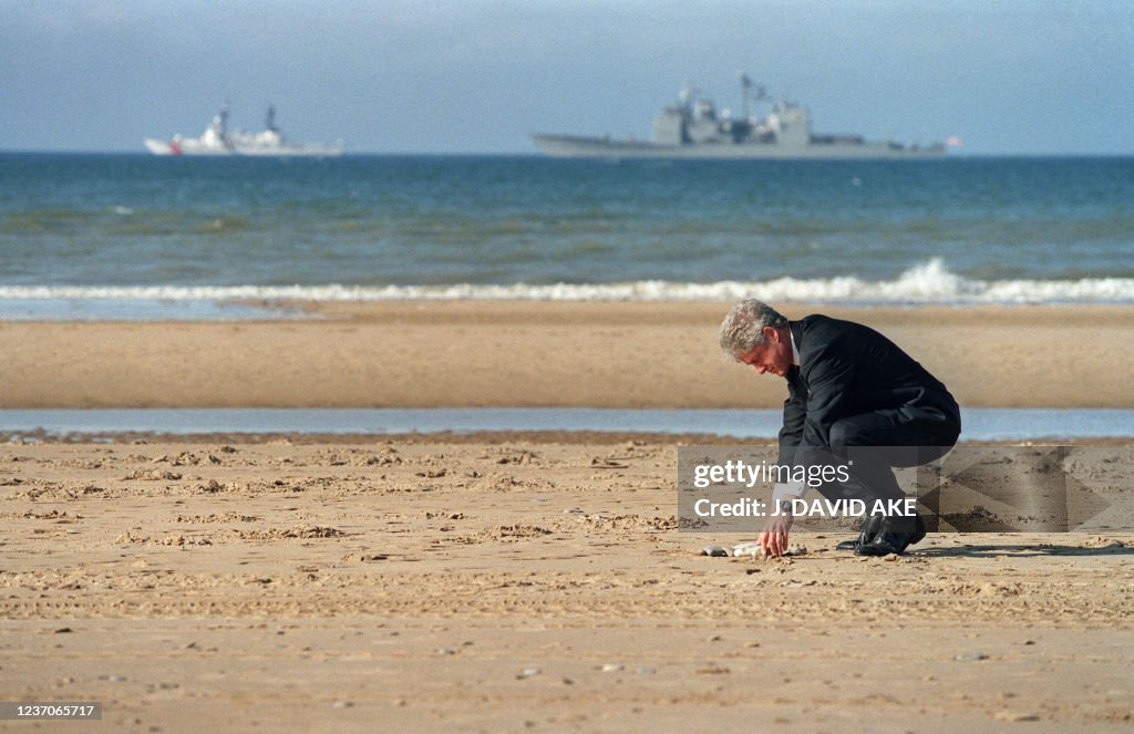 BIO BILL CLINTON-COMMEMORATION OF D-DAY