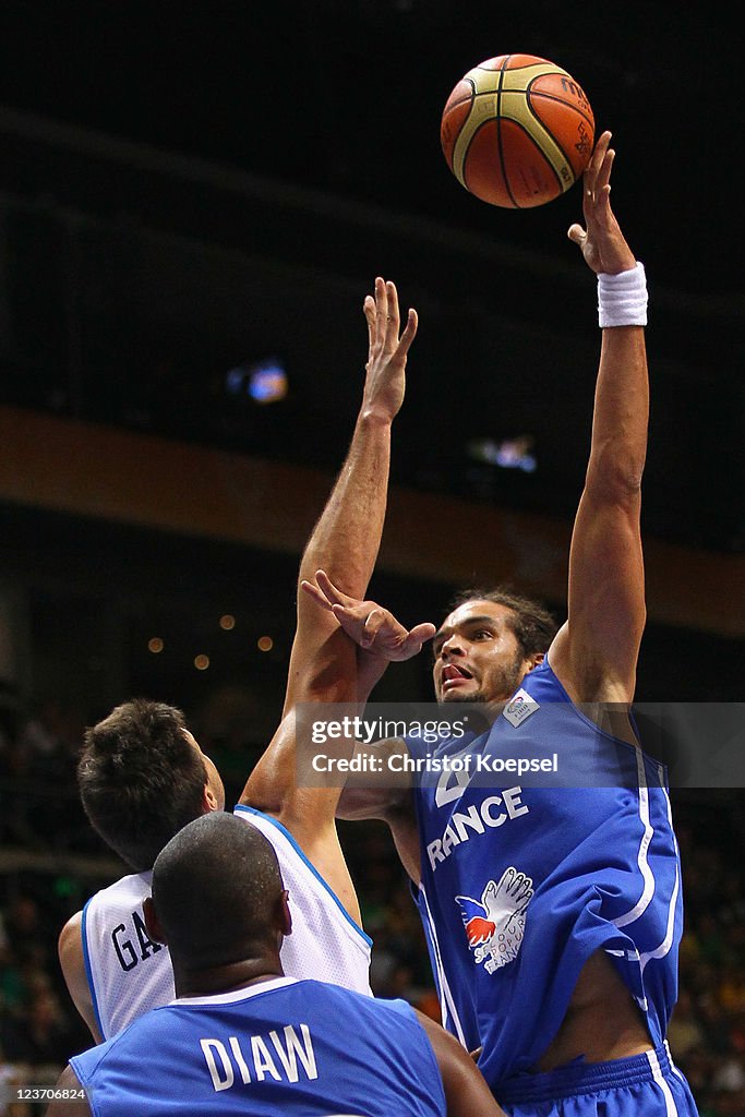 Italy v France - EuroBasket 2011