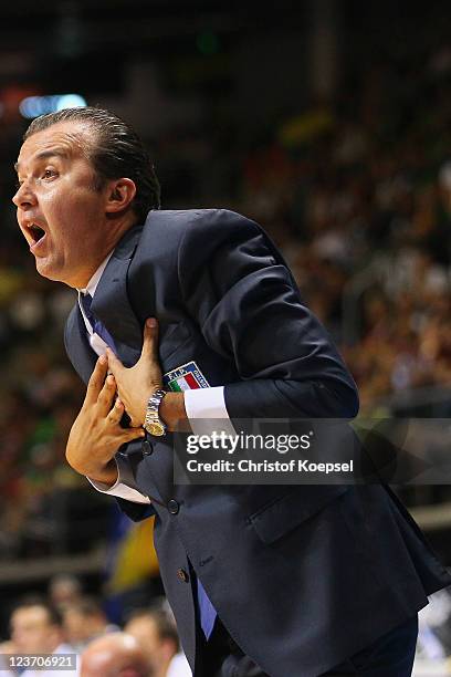 Head coach Simone Pianigiani of Italy issues instructions during the EuroBasket 2011 first round group B match between Italy and France at Siauliai...