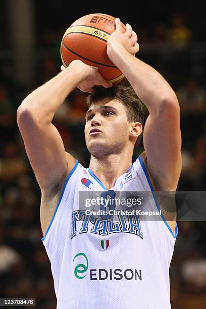 Danilo Gallniari of Italy throws the ball during the EuroBasket 2011 first round group B match between Italy and France at Siauliai Arena on...