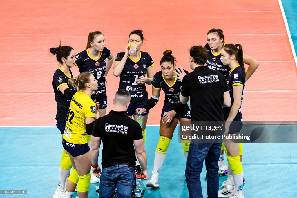 Prometey Vs Developres in CEV CLVolleyW, Zaporizhzhia