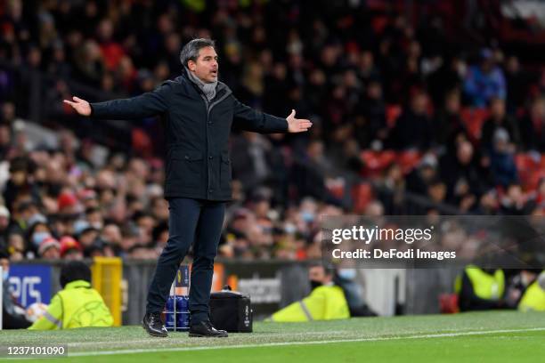 Head coach David Wagner of BSC Young Boys gestures during the UEFA Champions League group F match between Manchester United and BSC Young Boys at Old...