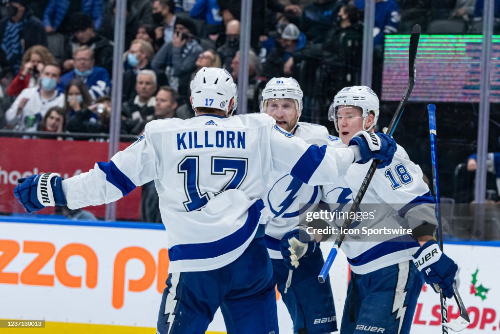 NHL: DEC 09 Lightning at Maple Leafs