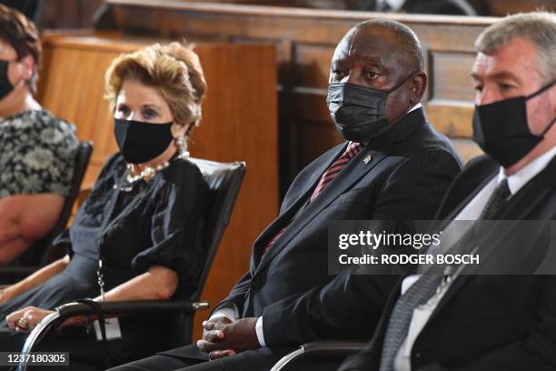 Elita Georgiades , wife of former South African President FW de Klerk, and South African President Cyril Ramaphosa , look on during de Klerk's state...