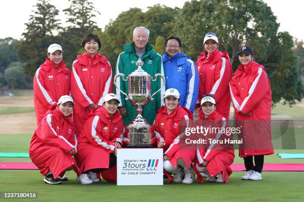 Sakura Koiwai, JLPGA president Hiromi Kobayashi, JGTO Chairman Isao Aoki, PGA Chairman Masahiro Kuramoto, Erika Hara, Erika Kikuchi Minami Katsu, Mao...